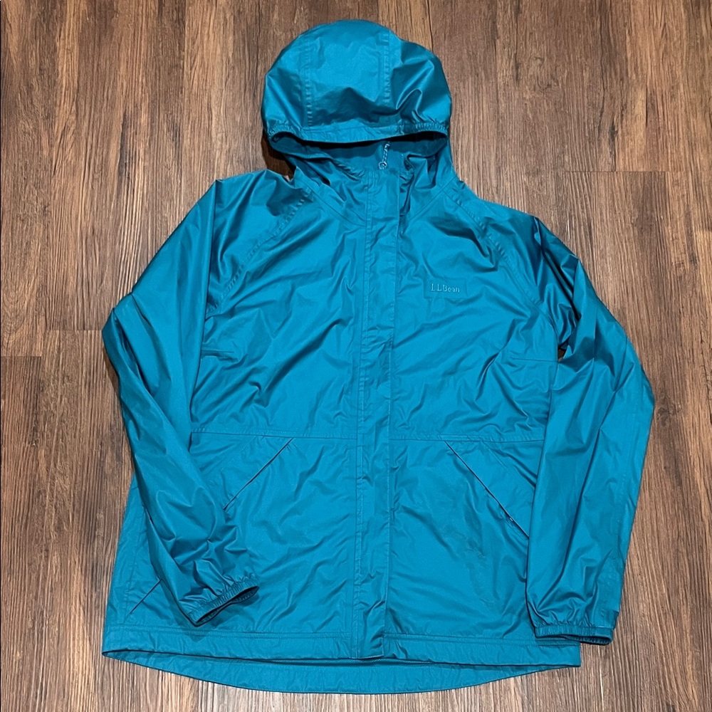 L.L. Bean women’s Waterproof Wind breaker Large